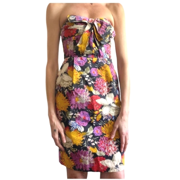 Anthropologie Dresses & Skirts - ANTHROPOLOGIE Moulinette Soeurs Strapless Floral Dress SZ 2 bow